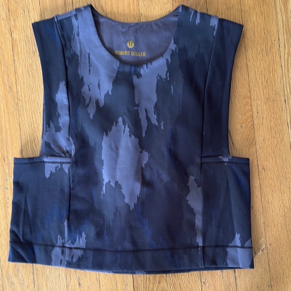 lululemon athletica Black and Gray Crop Top